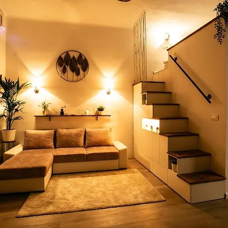 Urska's Adorable Place Apartment